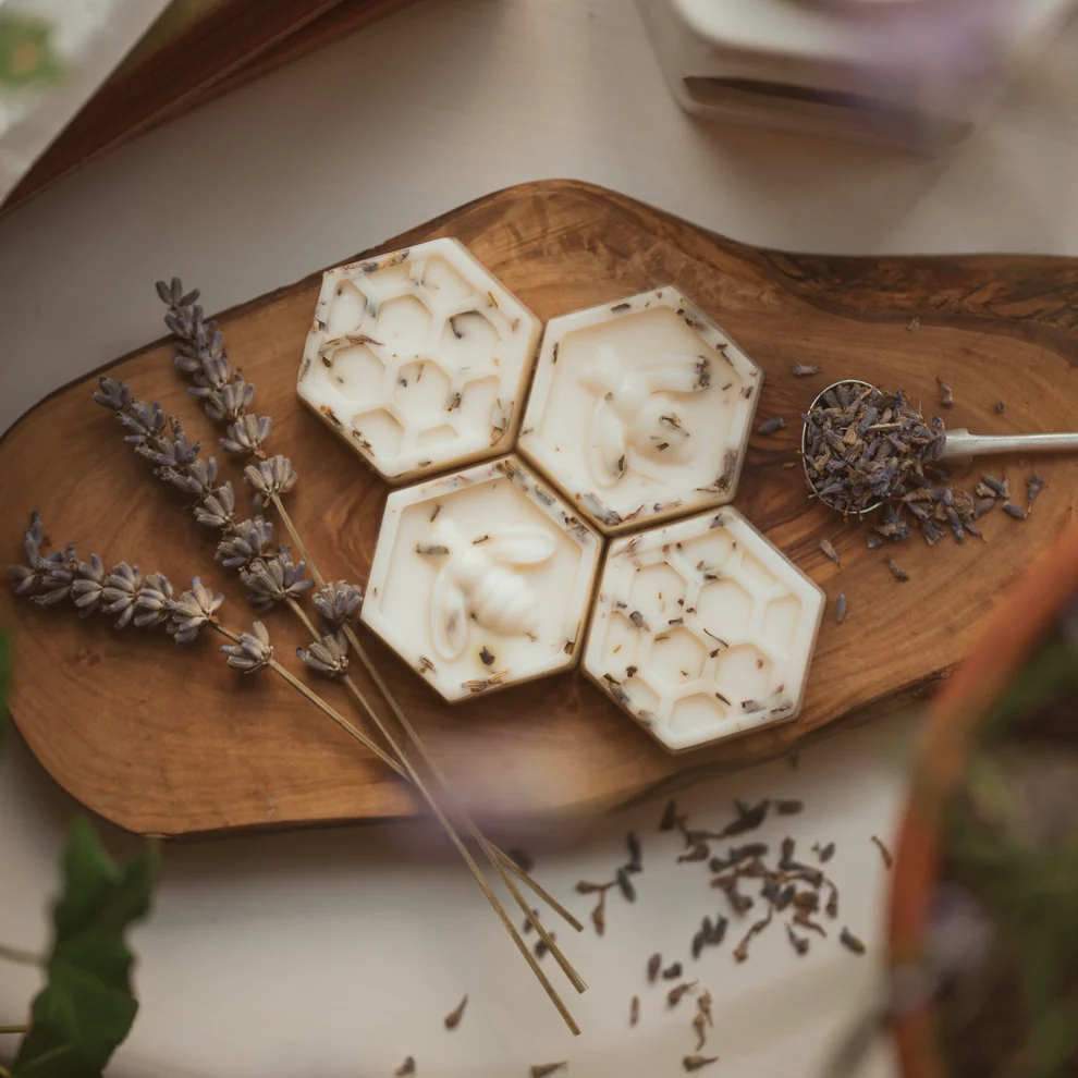 White Tea & Lavender - Wax Melt Display Box - 52 x 16g