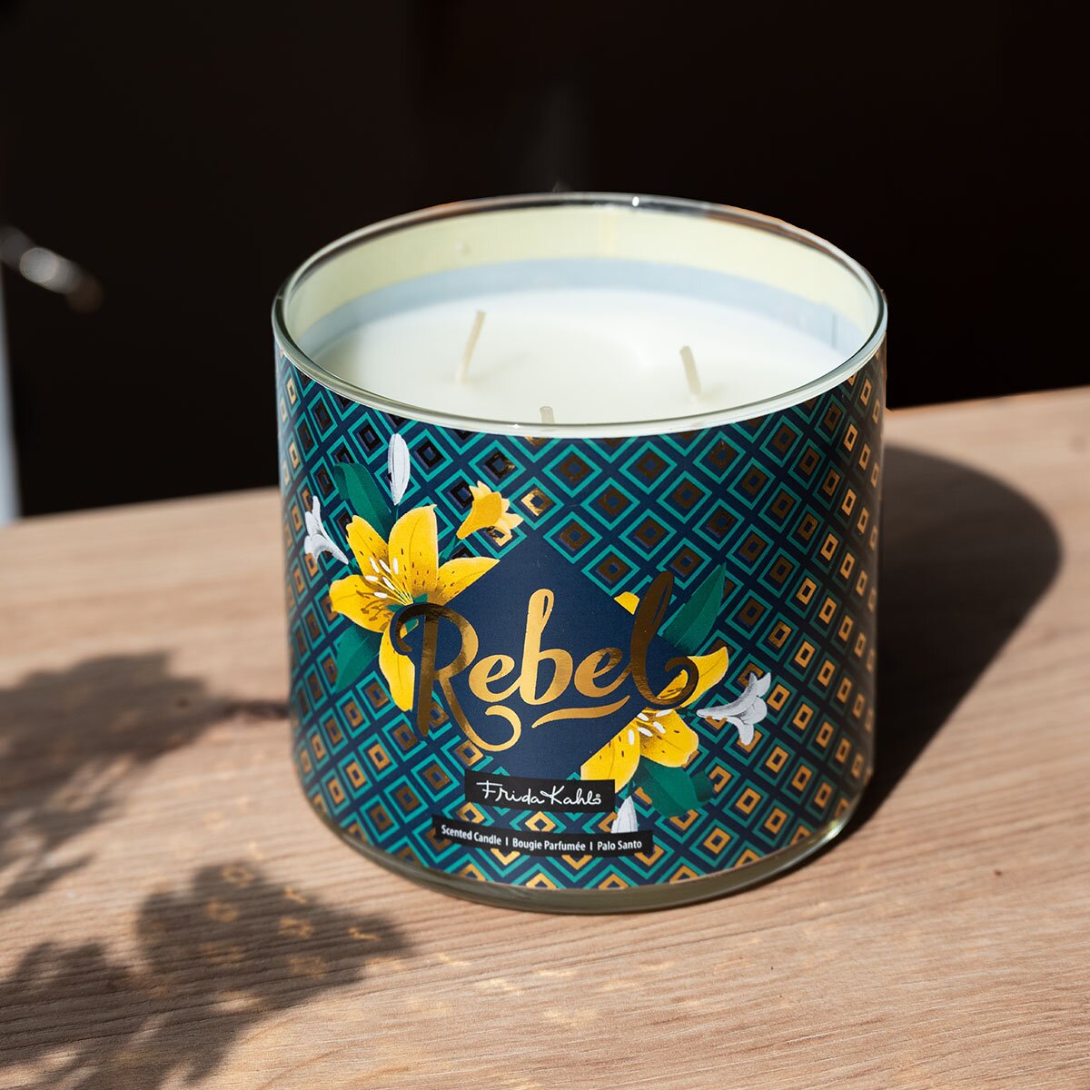 Rebel - 400g Scented Candle Frida Kahlo